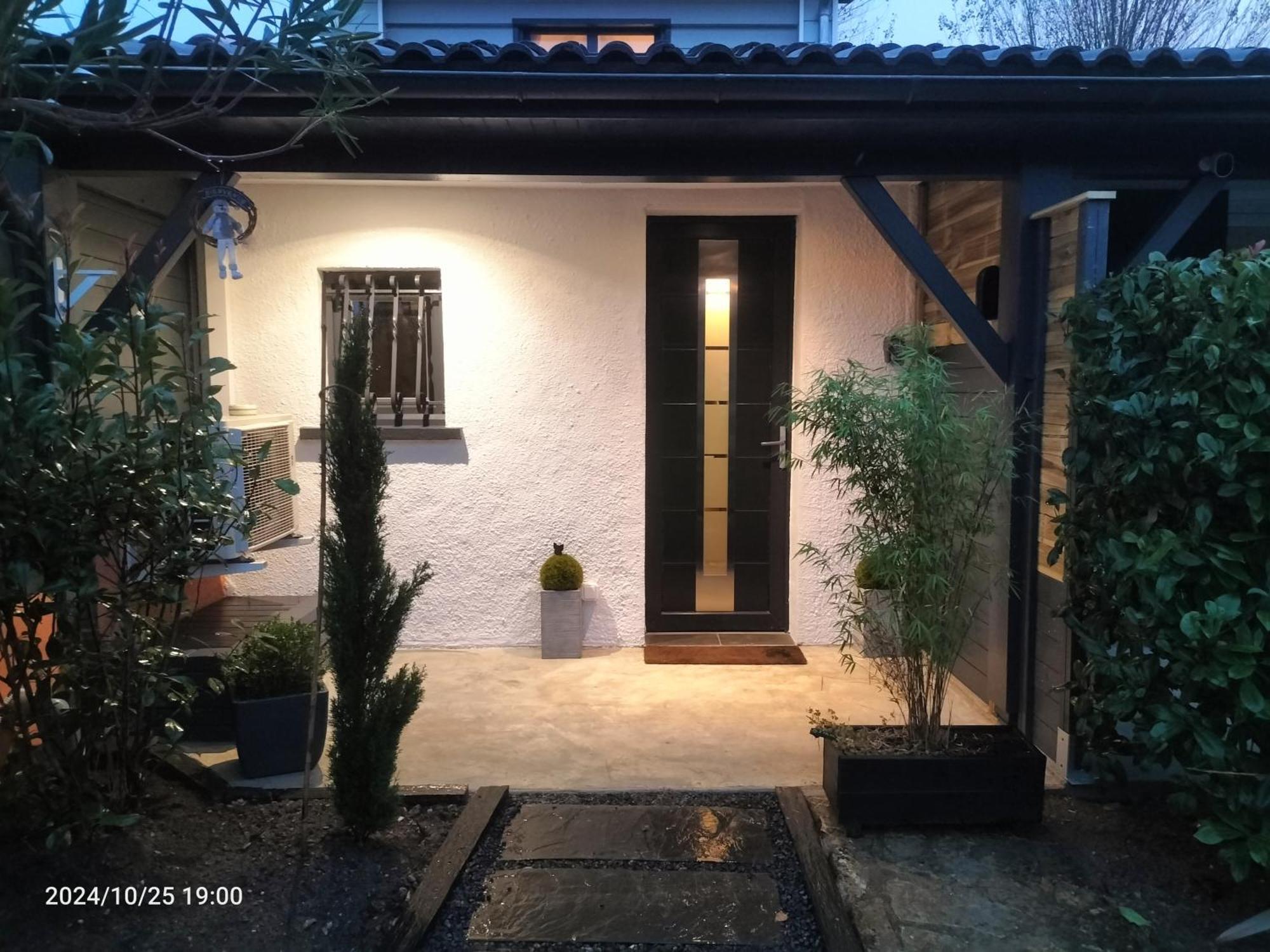 Au Bord Du Vieux Moulin Lejlighed Mérignac Eksteriør billede